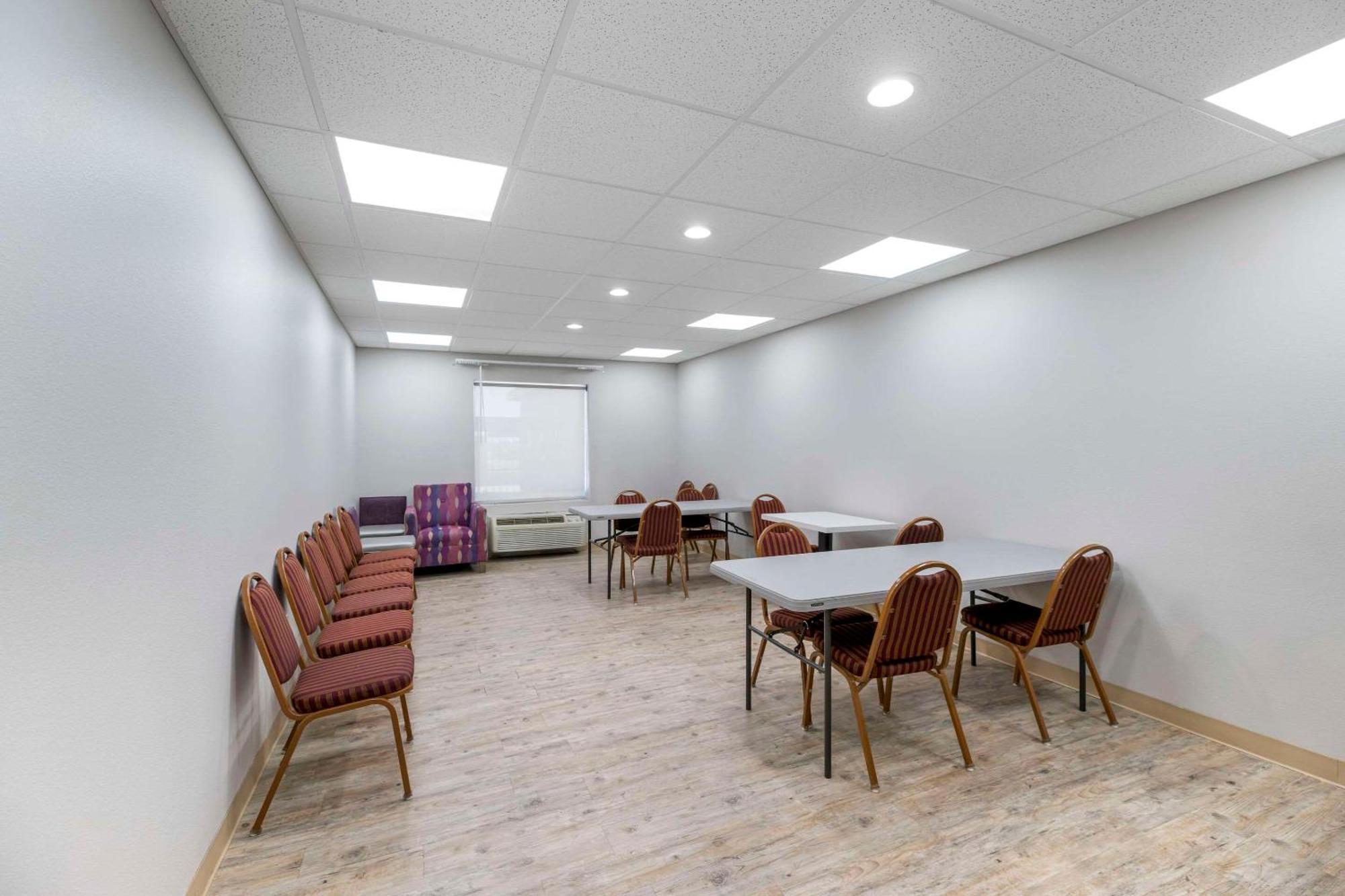 Quality Inn & Suites Carlsbad Caverns Area Экстерьер фото
