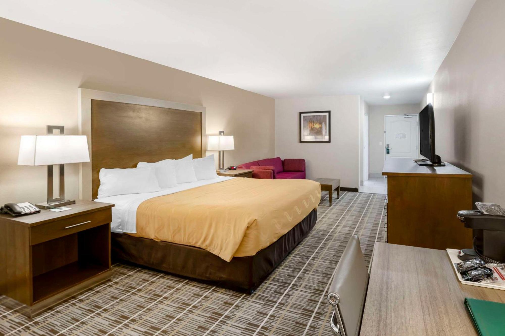 Quality Inn & Suites Carlsbad Caverns Area Экстерьер фото
