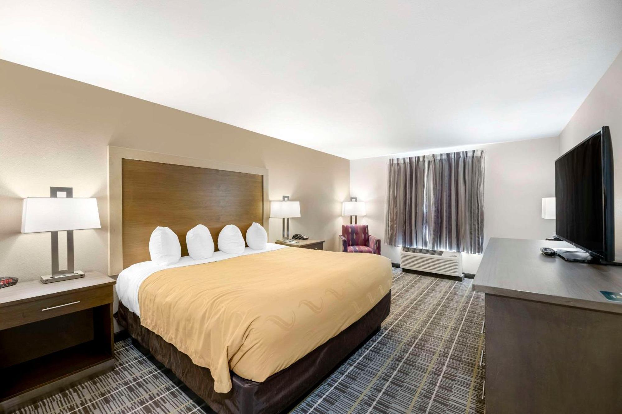 Quality Inn & Suites Carlsbad Caverns Area Экстерьер фото