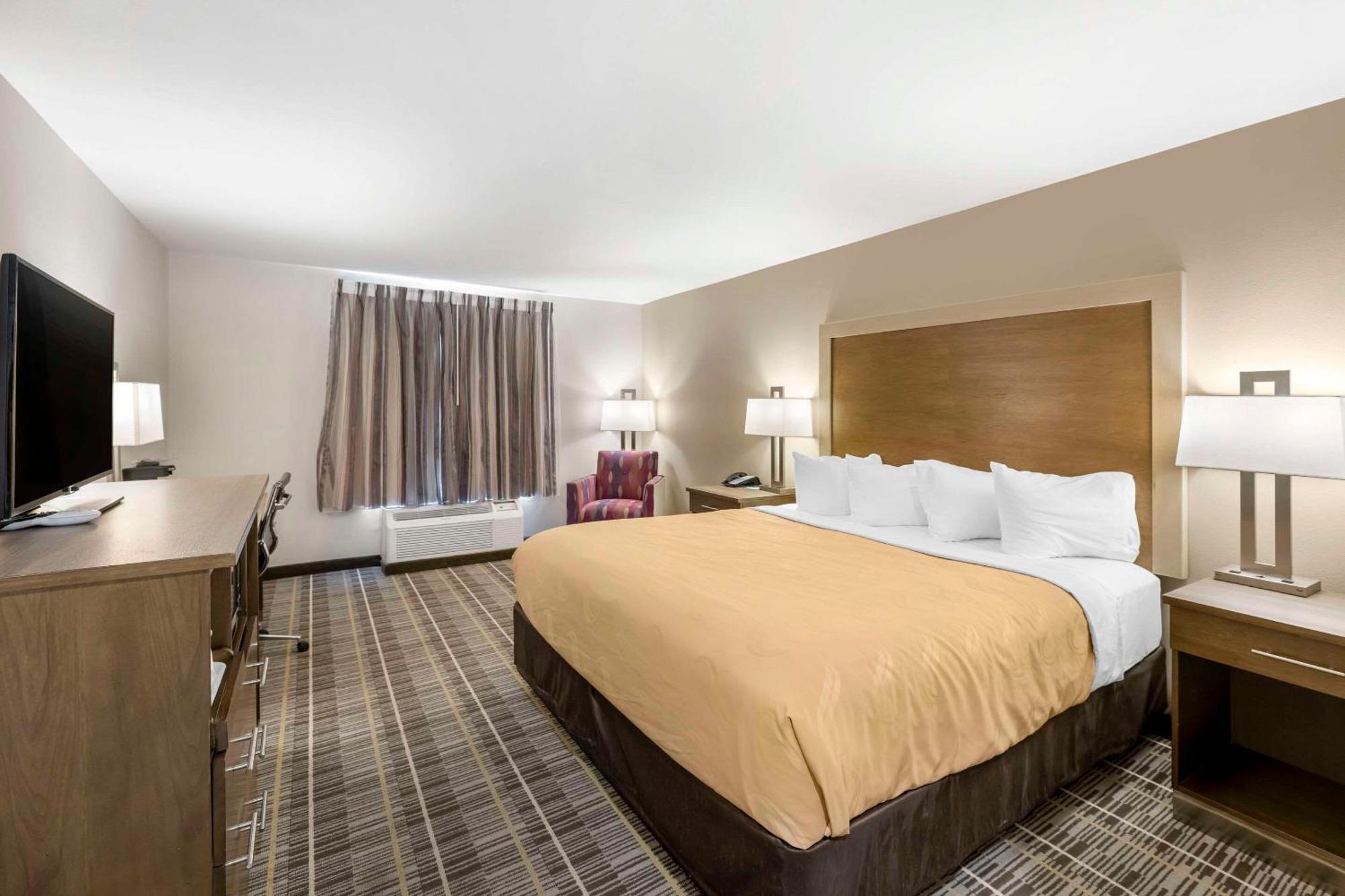 Quality Inn & Suites Carlsbad Caverns Area Экстерьер фото
